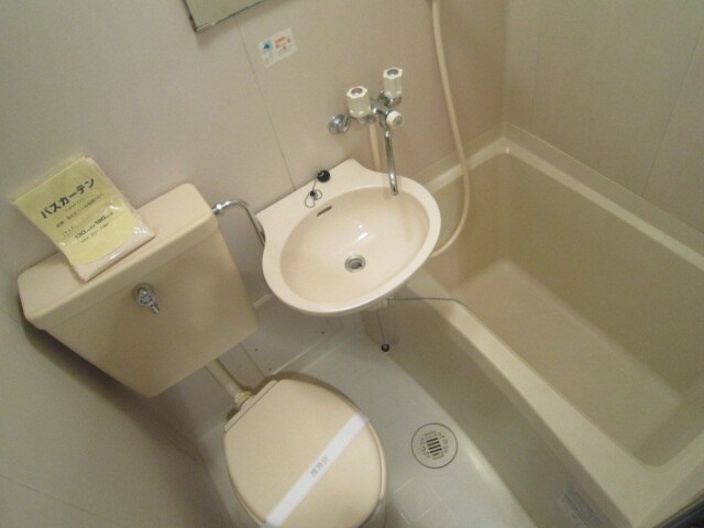 物件内観写真12　(バス／シャワールーム等)