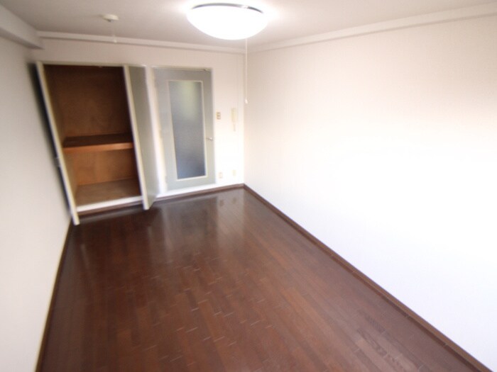 物件内観写真17　(居室)