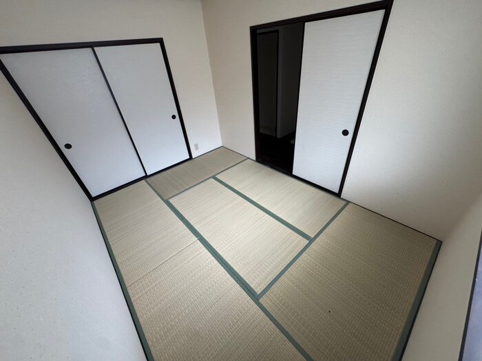 物件内観写真10　(居室)