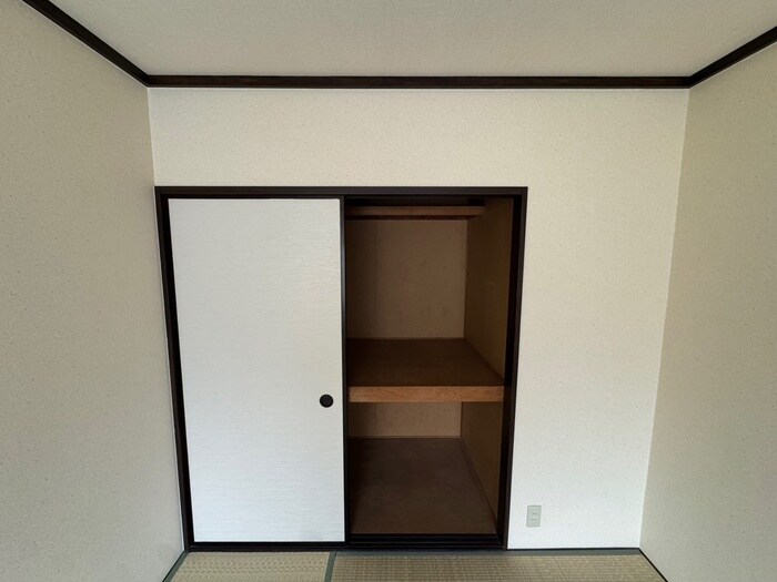 物件内観写真15　(収納)