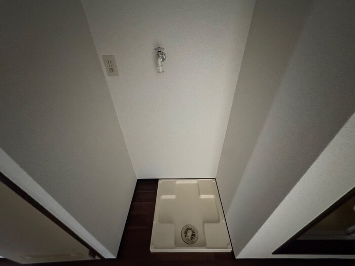 物件内観写真19　(洗濯機置場)