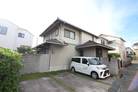 上野西３丁目貸家外観写真