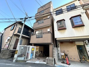 シャルム十三外観写真