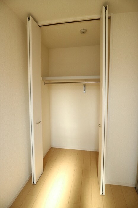 物件内観写真10　(収納)