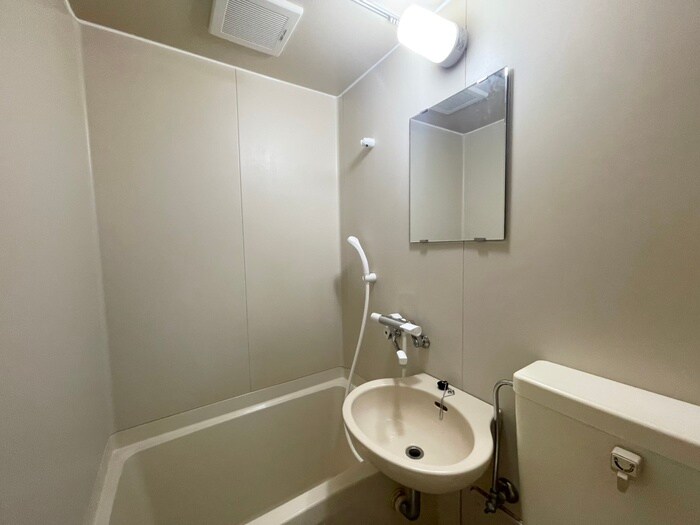 物件内観写真13　(洗面)