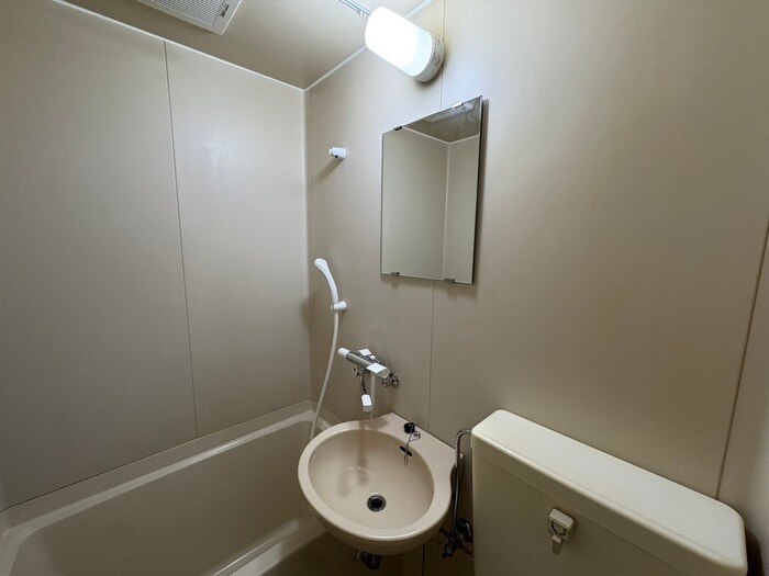 物件内観写真13　(洗面)