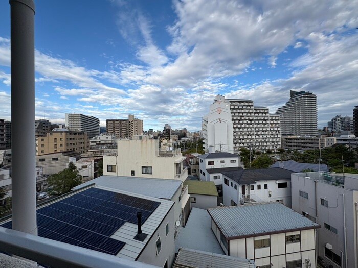 物件内観写真15　(室内からの展望)