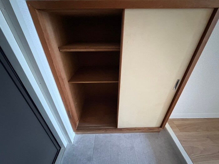 物件内観写真18　(靴箱)