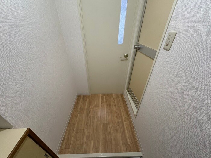物件内観写真19　(廊下)
