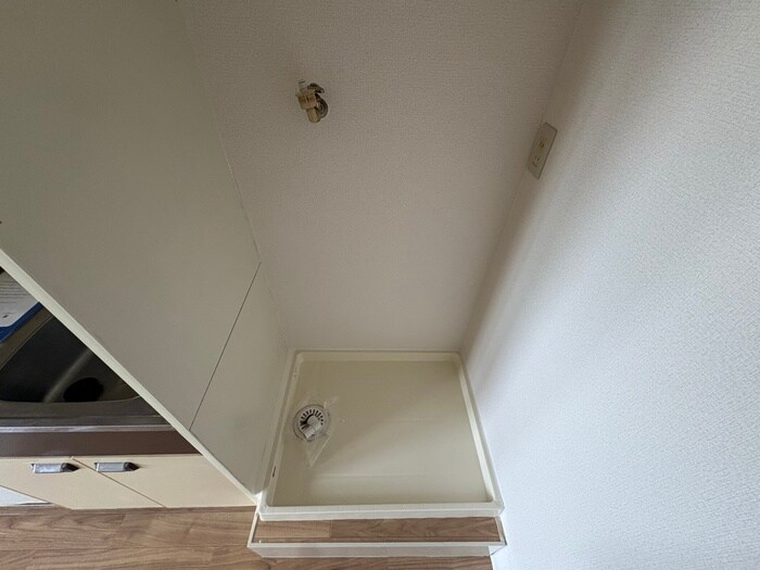 物件内観写真20　(洗濯機置場)