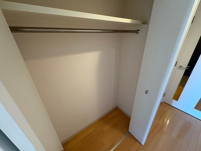 物件内観写真16　(収納)