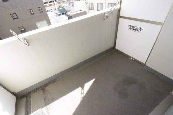 物件内観写真16　(ベランダ・バルコニー)