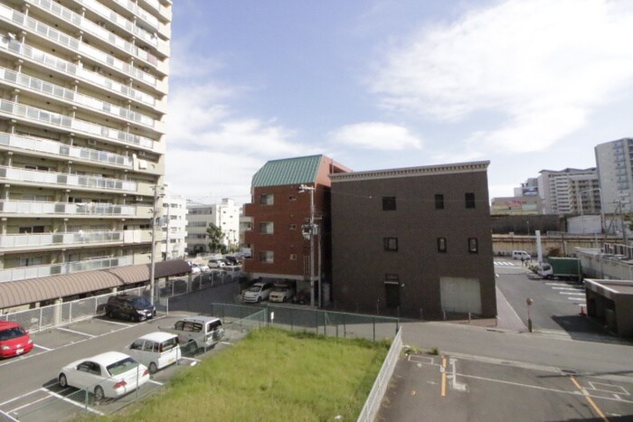 物件内観写真22　(室内からの展望)