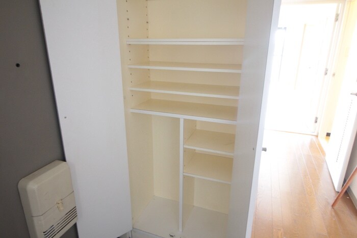 物件内観写真14　(玄関)