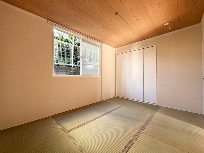 物件内観写真11　(居室)