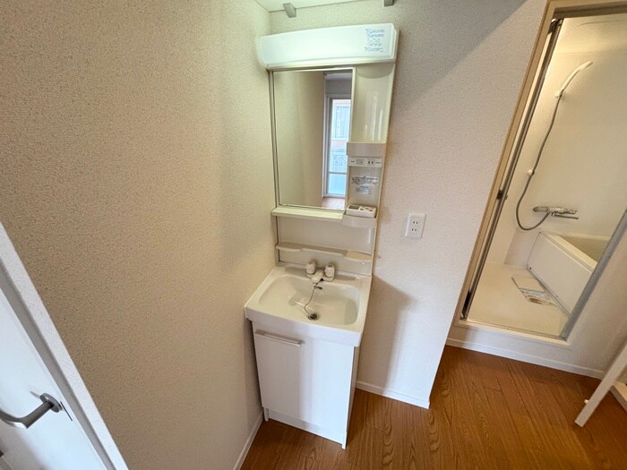 物件内観写真15　(洗面)