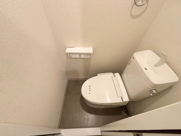 物件内観写真17　(トイレ)