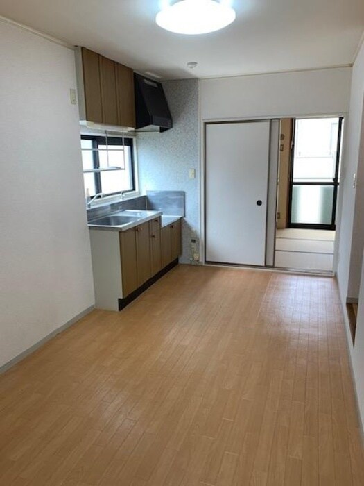 物件内観写真8　(居室)