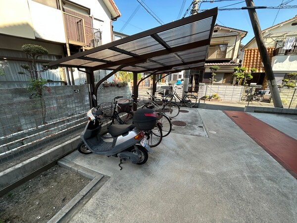 駐輪場