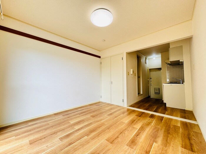 物件内観写真7　(居室)