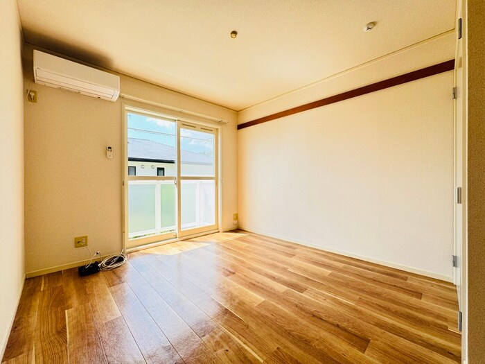 物件内観写真7　(居室)