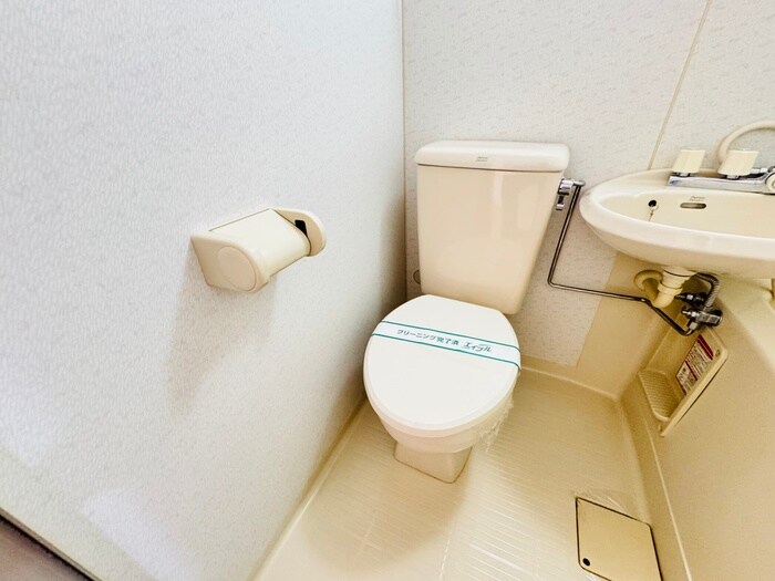 物件内観写真11　(トイレ)