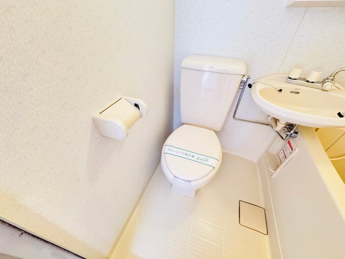 物件内観写真11　(トイレ)