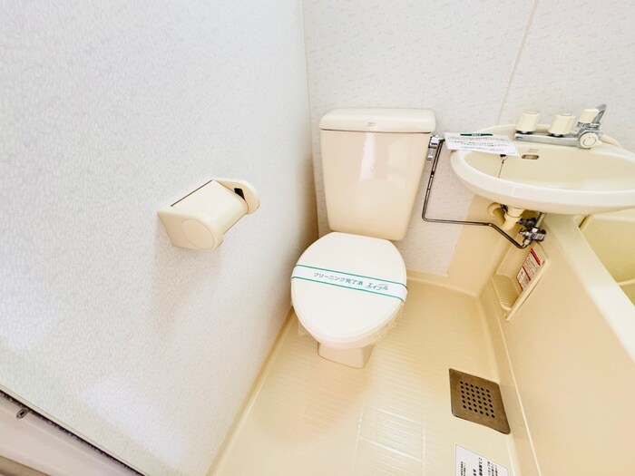 物件内観写真11　(トイレ)