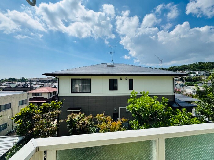 物件内観写真15　(室内からの展望)