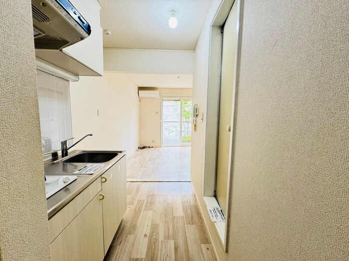 物件内観写真19　(廊下)