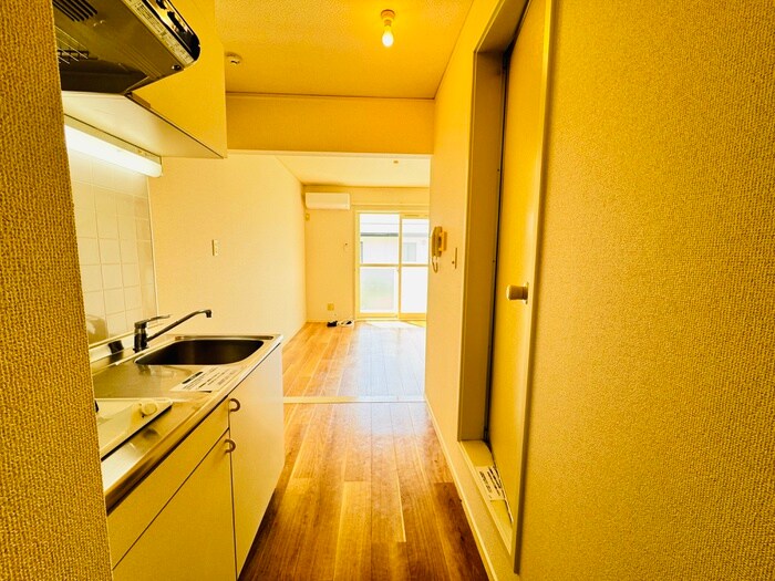 物件内観写真19　(廊下)