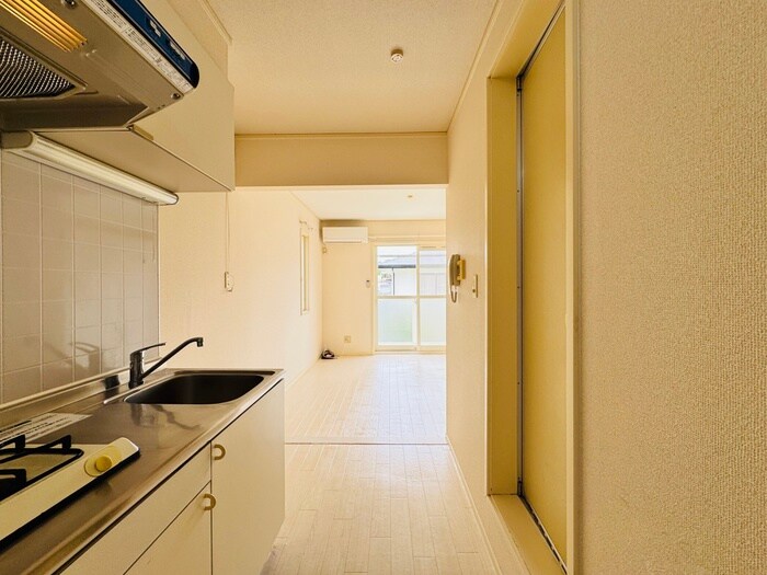 物件内観写真19　(廊下)