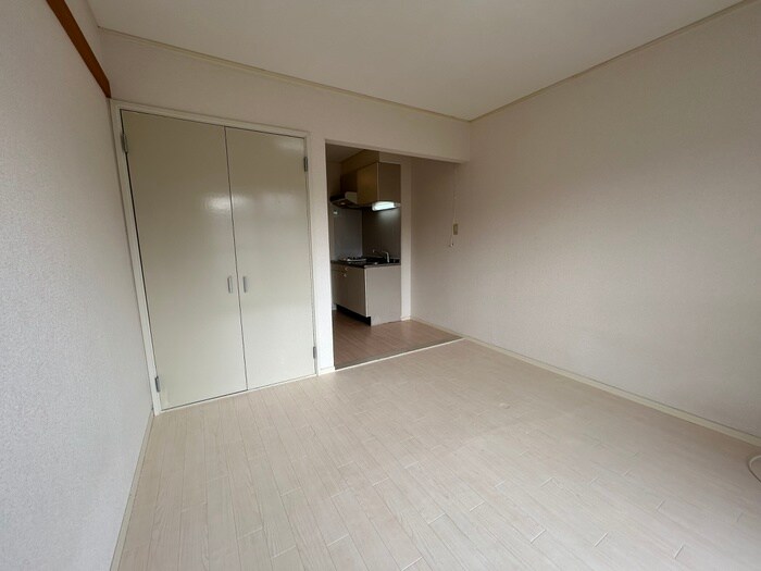 物件内観写真21　(居室)