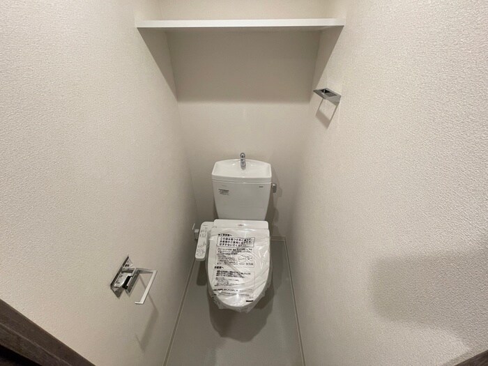 物件内観写真14　(トイレ)