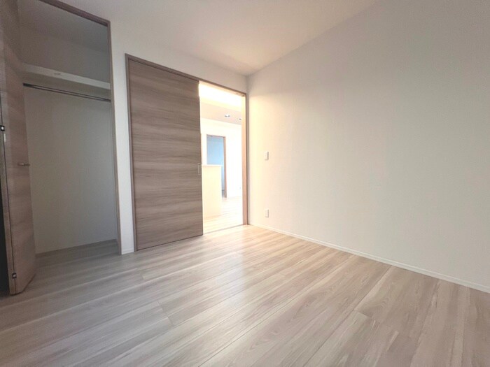 物件内観写真9　(居室)