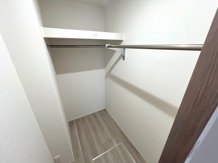 物件内観写真10　(収納)