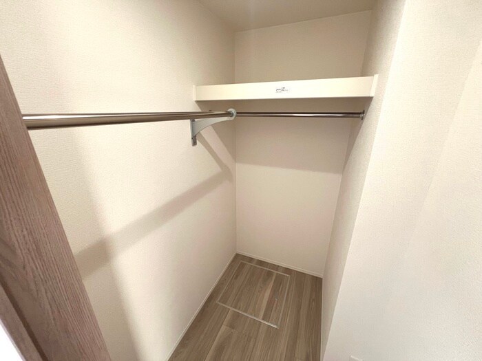 物件内観写真10　(収納)