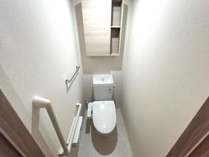 物件内観写真15　(トイレ)