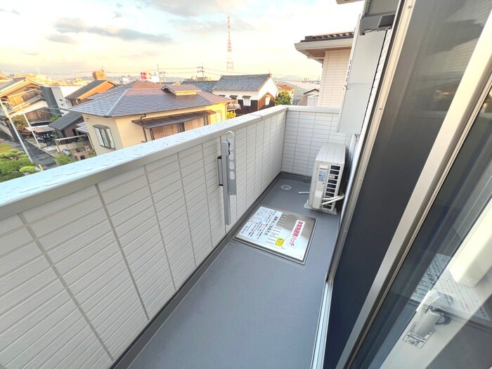 物件内観写真16　(ベランダ・バルコニー)