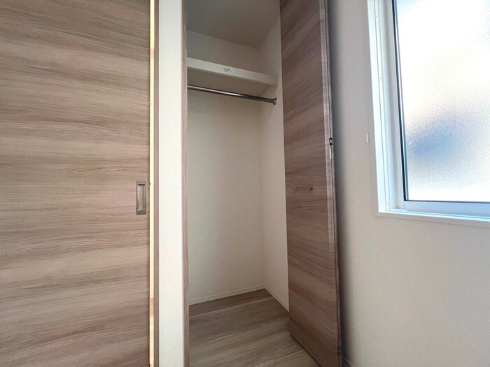 物件内観写真18　(収納)