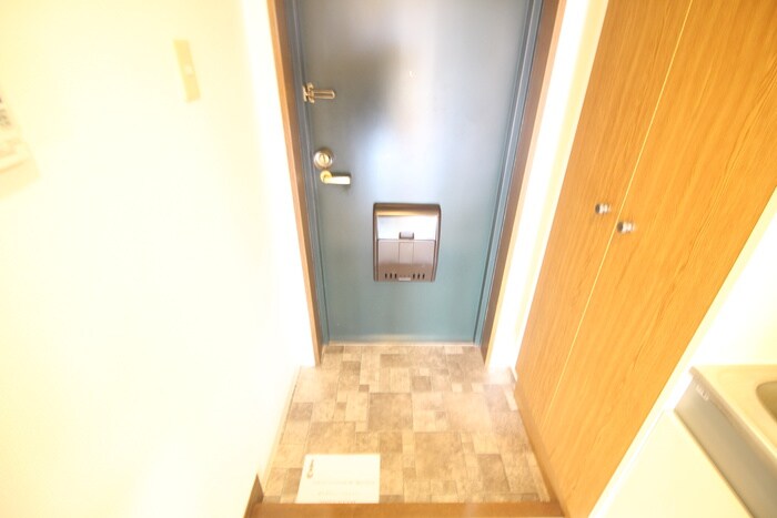 物件内観写真19　(玄関)