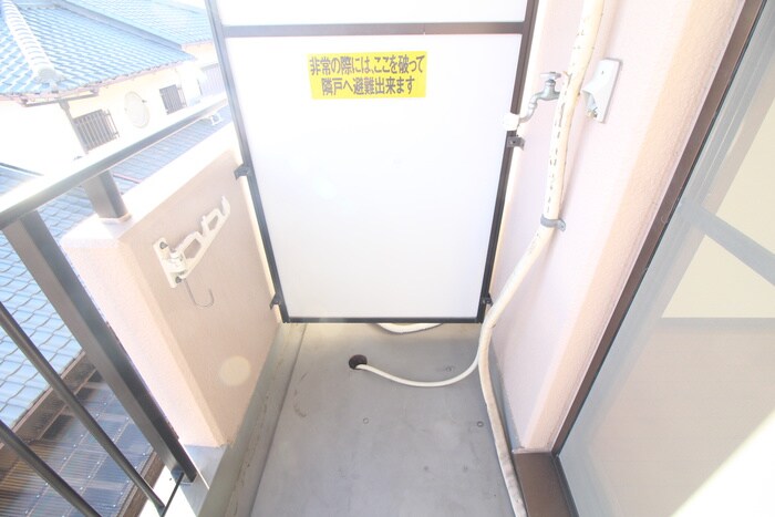 物件内観写真22　(洗濯機置場)