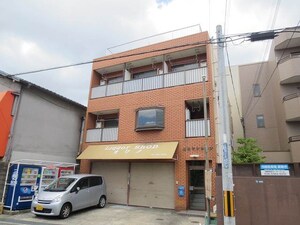 奥野マンション外観写真