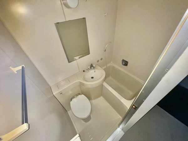 バス／シャワールーム等