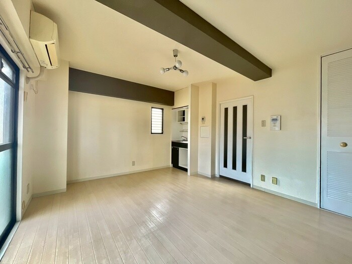 物件内観写真12　(居室)