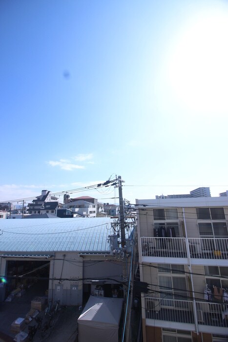 物件内観写真21　(室内からの展望)