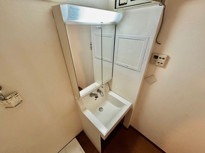 物件内観写真14　(洗面)