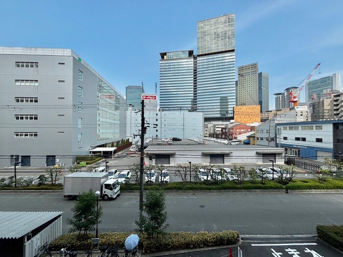 物件内観写真19　(室内からの展望)