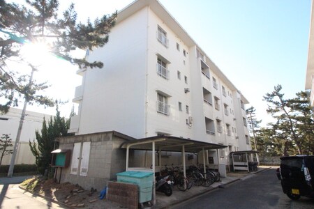 羽衣団地A棟(403)外観写真