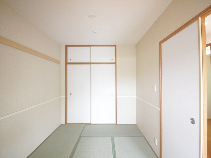 物件内観写真9　(居室)